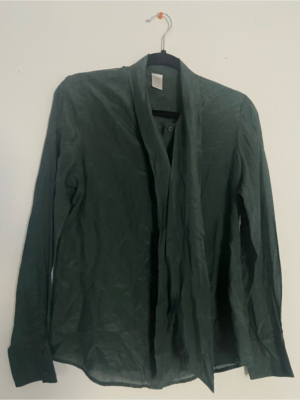 Gorgeous EUC Gap Silk Hunter Green Button Down Pussycat Bow Shirt Blouse US 8!